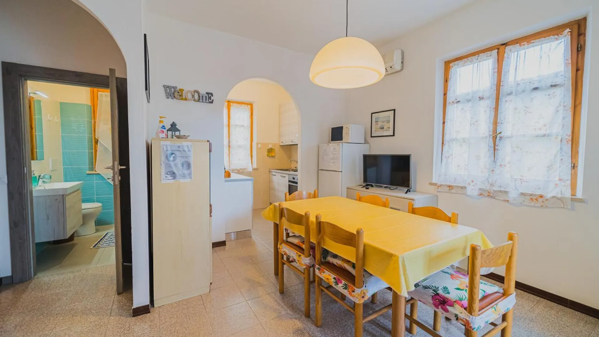 Appartamenti Casa Sant'Andrea - Goelba SantʼAndrea