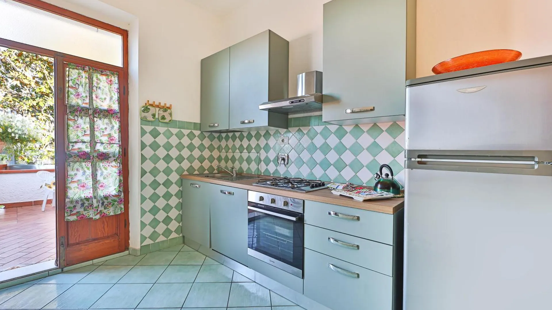 Appartamenti Casa Sant'Andrea - Goelba SantʼAndrea